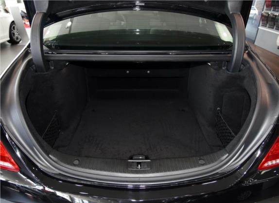 奔驰S级 2016款 S 320 L 商务型 车厢座椅   后备厢