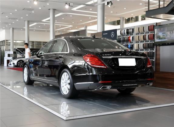 奔驰S级 2016款 S 320 L 商务型 外观   斜后