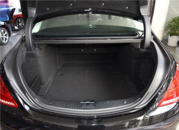 奔驰S级 2017款 S 320 L 商务型 车厢座椅   后备厢