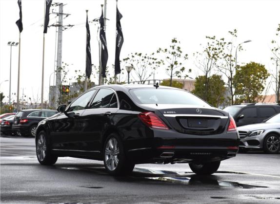 奔驰S级 2017款 S 400 L 外观   斜后