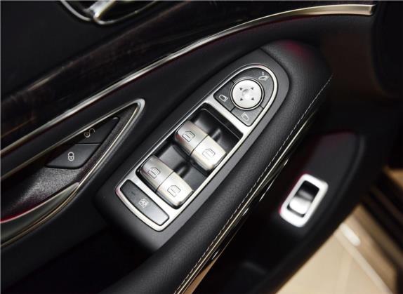 奔驰S级 2017款 S 400 L 4MATIC 车厢座椅   门窗控制