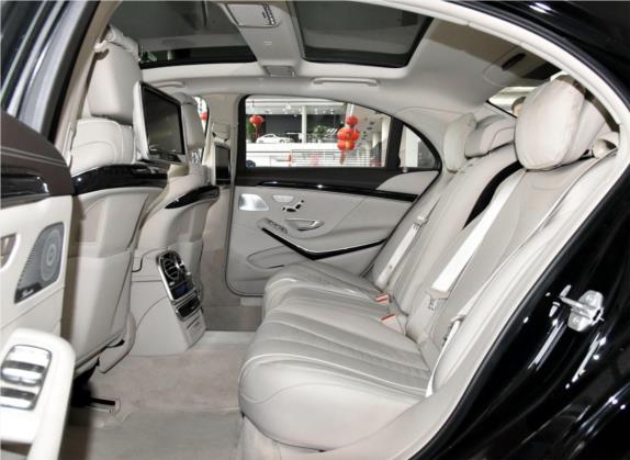 奔驰S级 2017款 S 500 L 4MATIC 车厢座椅   后排空间