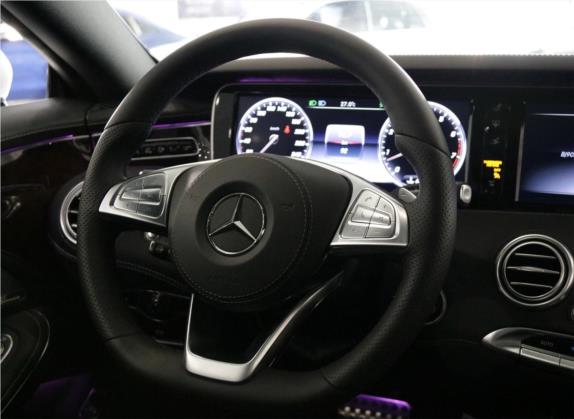 奔驰S级 2017款 S 500 4MATIC 轿跑版 中控类   驾驶位