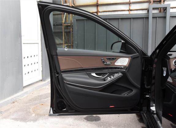 奔驰S级 2018款 S 450 L 4MATIC 卓越特别版 车厢座椅   前门板