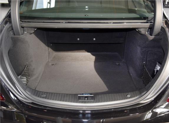 奔驰S级 2019款 S 450 L 车厢座椅   后备厢