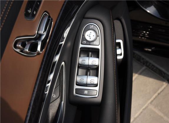 奔驰S级 2019款 S 500 L 4MATIC 车厢座椅   门窗控制