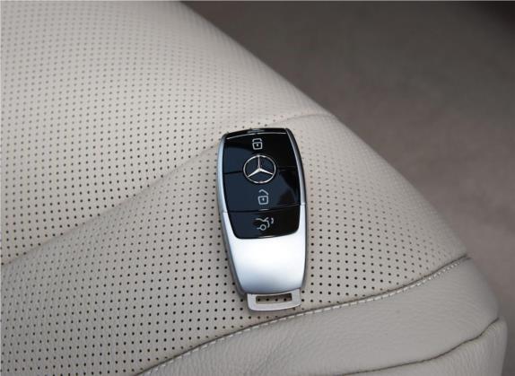 奔驰S级 2019款 S 350 L 豪华型 臻藏版 其他细节类   钥匙