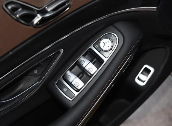 奔驰S级 2019款 S 450 L 4MATIC 臻藏版 车厢座椅   门窗控制