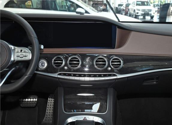 奔驰S级 2019款 S 500 L 4MATIC 臻藏版 中控类   中控台