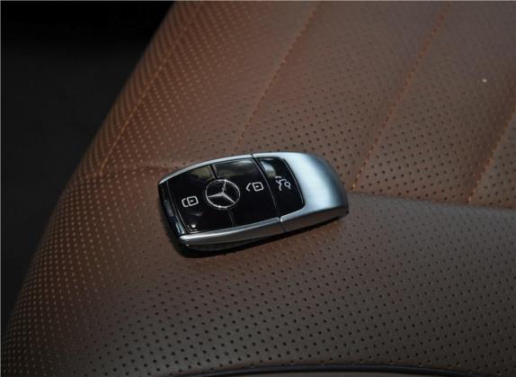 奔驰S级 2019款 S 500 L 4MATIC 臻藏版 其他细节类   钥匙