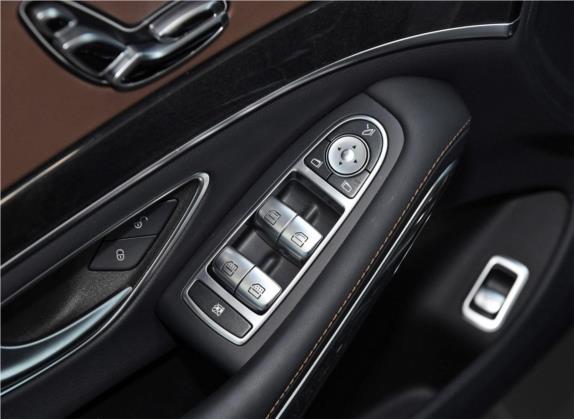 奔驰S级 2019款 S 500 L 4MATIC 臻藏版 车厢座椅   门窗控制