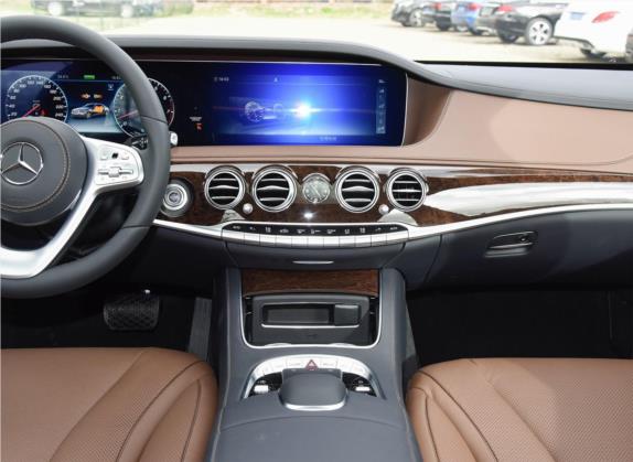 奔驰S级 2020款 S 350 L 商务型 臻藏版 中控类   中控台