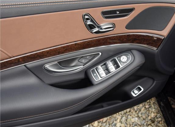 奔驰S级 2020款 S 350 L 商务型 臻藏版 车厢座椅   门窗控制