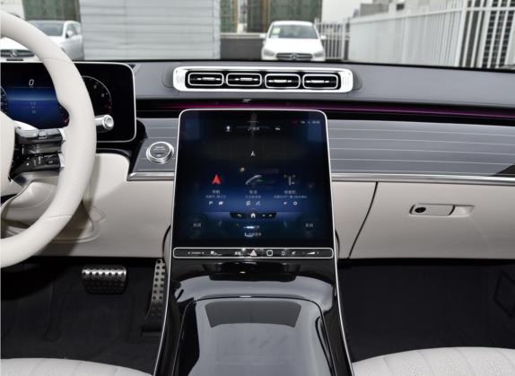 奔驰S级 2021款 改款 S 450 L 4MATIC 中控类   中控台