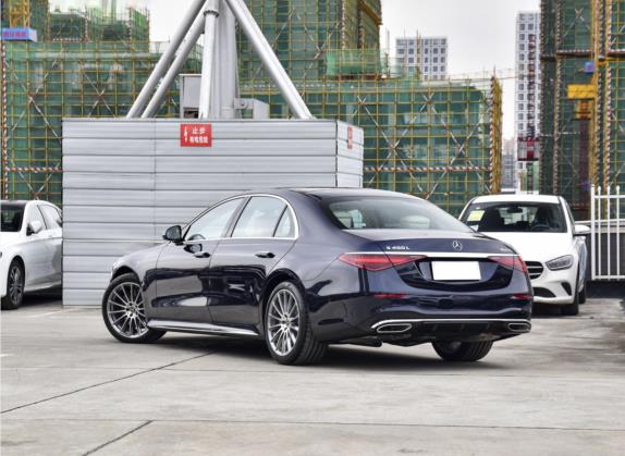 奔驰S级 2021款 改款 S 450 L 4MATIC 外观   斜后