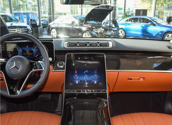 奔驰S级 2022款 S 400 L 豪华型 中控类   中控台