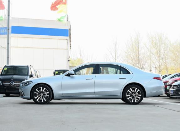 奔驰S级 2022款 改款 S 400 L 豪华型 外观   正侧