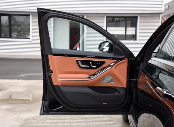奔驰S级 2022款 改款 S 450 L 4MATIC 车厢座椅   前门板