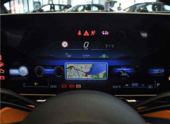 奔驰S级 2022款 改款 S 500 L 4MATIC 中控类   仪表盘