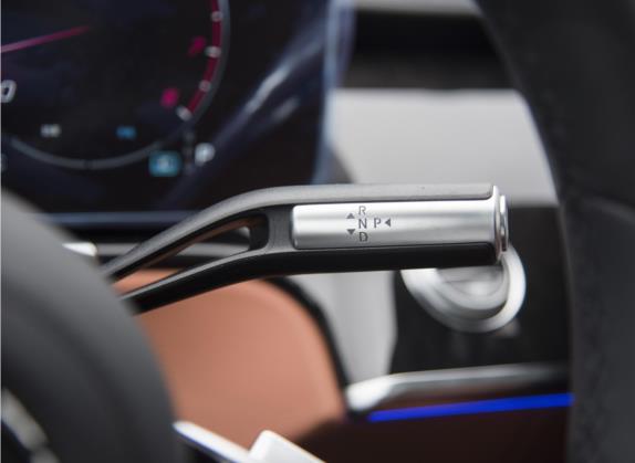 奔驰S级 2023款 S 400 L 豪华型 中控类   挡把