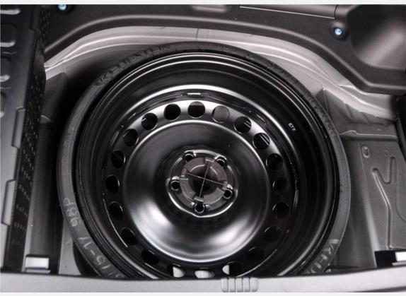 奔驰GLK级(进口) 2011款 GLK 300 4MATIC 豪华型 其他细节类   备胎