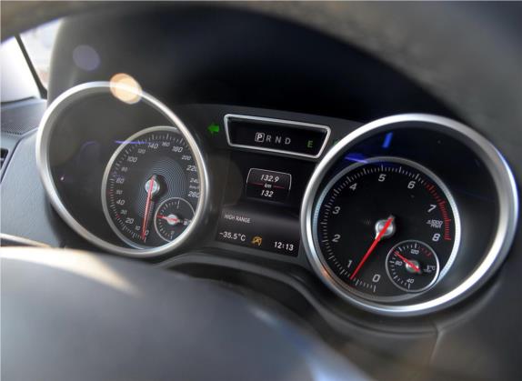 奔驰G级 2016款 G 500 中控类   仪表盘