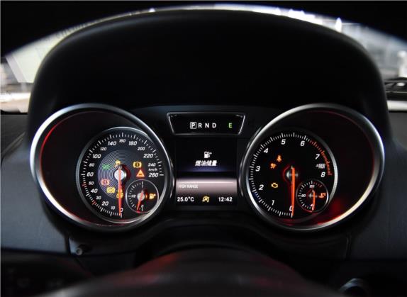 奔驰G级 2017款 G 500 中控类   仪表盘