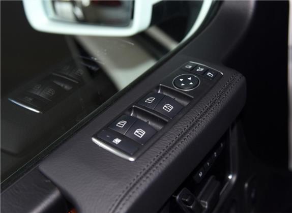 奔驰G级 2017款 G 500 车厢座椅   门窗控制