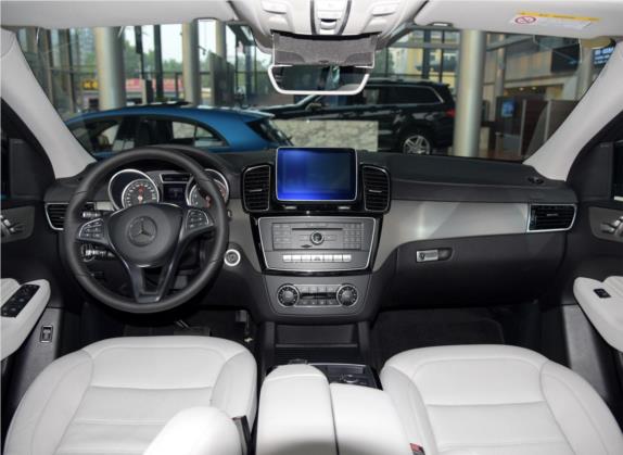 奔驰GLE轿跑 2015款 GLE 320 4MATIC 轿跑SUV 中控类   中控全图