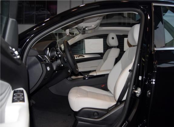 奔驰GLE轿跑 2015款 GLE 320 4MATIC 轿跑SUV 车厢座椅   前排空间
