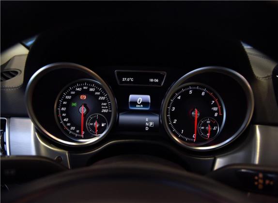 奔驰GLE轿跑 2015款 GLE 320 4MATIC 轿跑SUV 中控类   仪表盘