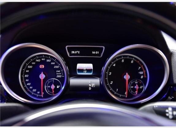 奔驰GLE轿跑 2017款 GLE 500 4MATIC 轿跑SUV 中控类   仪表盘