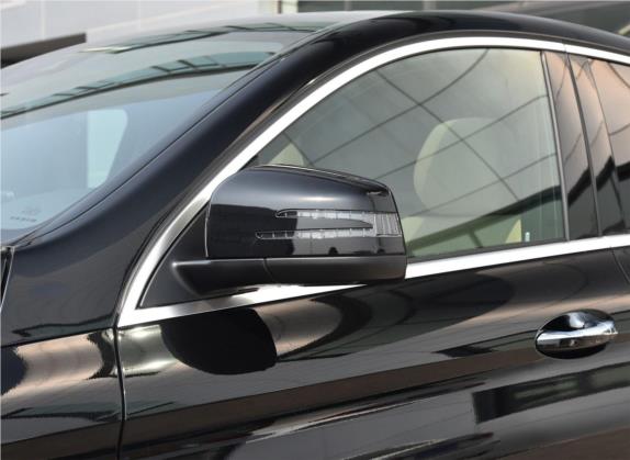 奔驰GLE轿跑 2018款 GLE 400 4MATIC 轿跑SUV 外观细节类   外后视镜
