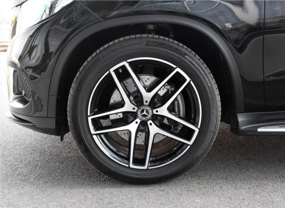 奔驰GLE轿跑 2018款 GLE 500 4MATIC 轿跑SUV 其他细节类   前轮