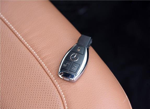 奔驰GLE轿跑 2018款 GLE 500 4MATIC 轿跑SUV 其他细节类   钥匙