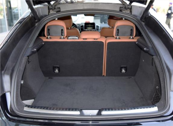 奔驰GLE轿跑 2018款 GLE 500 4MATIC 轿跑SUV 车厢座椅   后备厢