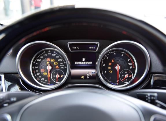 奔驰GLE轿跑 2018款 GLE 500 4MATIC 轿跑SUV 中控类   仪表盘