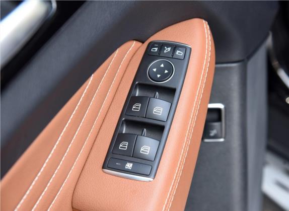 奔驰GLE轿跑 2018款 GLE 500 4MATIC 轿跑SUV 车厢座椅   门窗控制