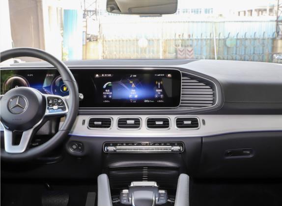 奔驰GLE轿跑 2020款 GLE 350 4MATIC 轿跑SUV 时尚型 中控类   中控台