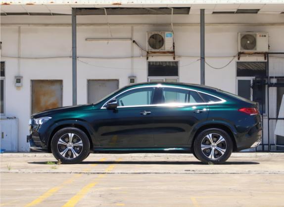 奔驰GLE轿跑 2020款 GLE 350 4MATIC 轿跑SUV 时尚型 外观   正侧