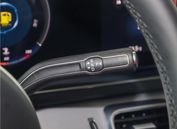 奔驰GLE轿跑 2020款 GLE 350 4MATIC 轿跑SUV 时尚型 中控类   挡把