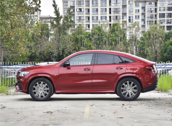 奔驰GLE轿跑 2020款 GLE 350 4MATIC 轿跑SUV 豪华型 外观   正侧