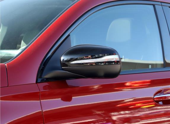奔驰GLE轿跑 2020款 GLE 450 4MATIC 轿跑SUV 时尚型 外观细节类   外后视镜