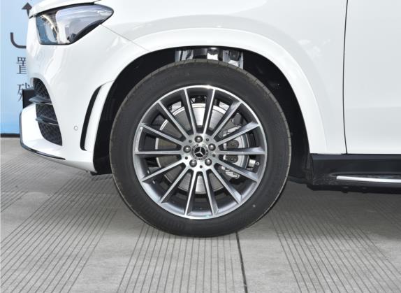 奔驰GLE轿跑 2022款 GLE 450 4MATIC 轿跑SUV 豪华型 其他细节类   前轮