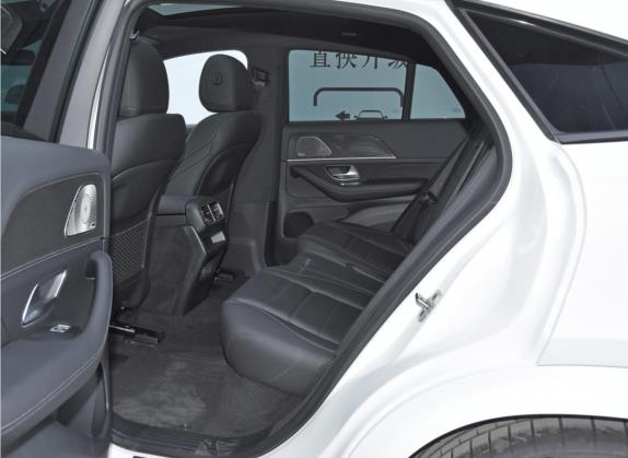 奔驰GLE轿跑 2022款 GLE 450 4MATIC 轿跑SUV 豪华型 车厢座椅   后排空间