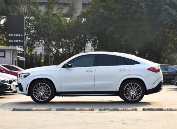 奔驰GLE轿跑 2022款 GLE 450 4MATIC 轿跑SUV 豪华型 外观   正侧