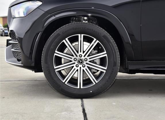 奔驰GLE轿跑 2022款 改款 GLE 350 4MATIC 轿跑SUV 时尚型 其他细节类   前轮