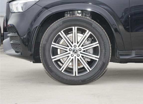 奔驰GLE轿跑 2022款 改款 GLE 350 4MATIC 轿跑SUV 豪华型 其他细节类   前轮