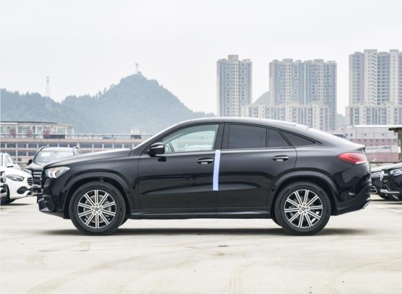 奔驰GLE轿跑 2022款 改款 GLE 350 4MATIC 轿跑SUV 豪华型 外观   正侧