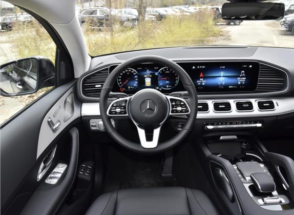 奔驰GLE轿跑新能源 2022款 GLE 350 e 4MATIC 轿跑SUV 中控类   驾驶位